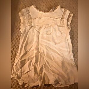 Daniel Rainn Ivory Lace Detail Top